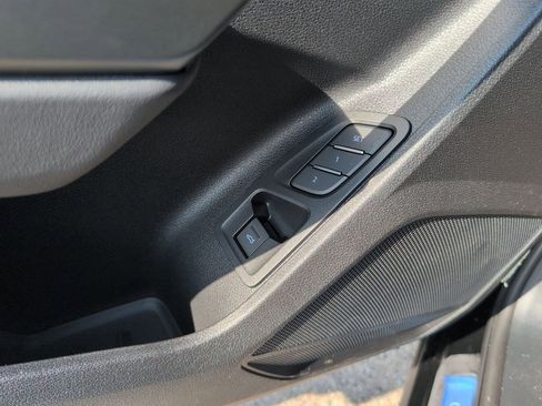 New 2025 Audi Q3 2.0T Premium image 10