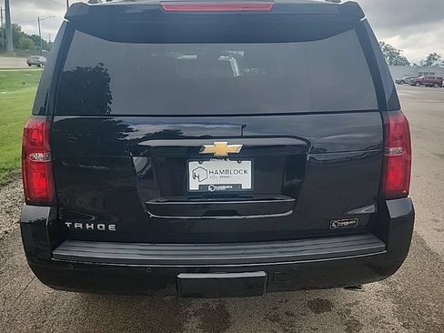 Used 2017 Chevrolet Tahoe LT w/ LT Signature Package AWD/4WD image 4