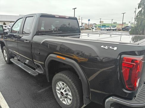 Used 2022 GMC Sierra 2500 Pro w/ Convenience Package image 10