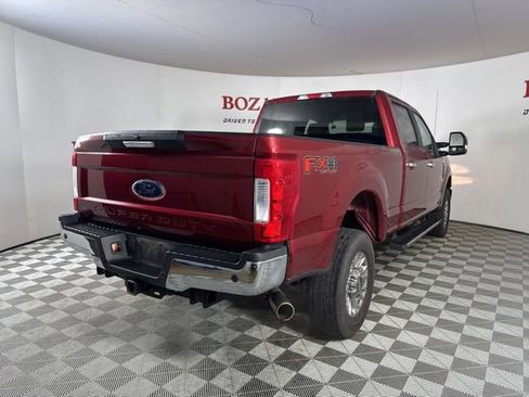 Used 2019 Ford F250 XLT w/ XLT Premium Package image 8