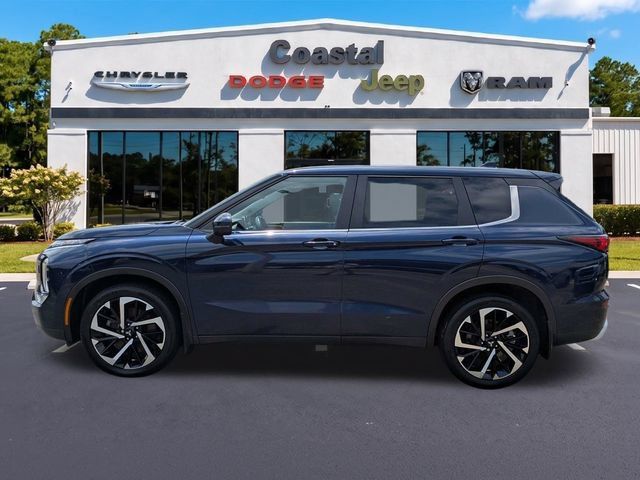 Used 2024 Mitsubishi Outlander SE AWD/4WD image 7