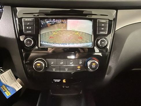 Used 2022 Nissan Rogue Sport S AWD/4WD image 24