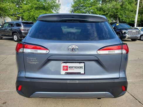 Used 2025 Toyota Corolla Cross L FWD image 4