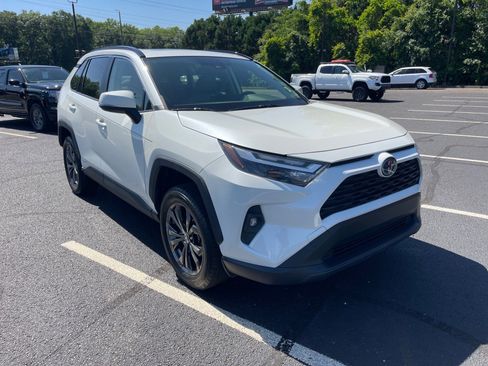 Used 2022 Toyota RAV4 XLE Premium AWD/4WD image 1