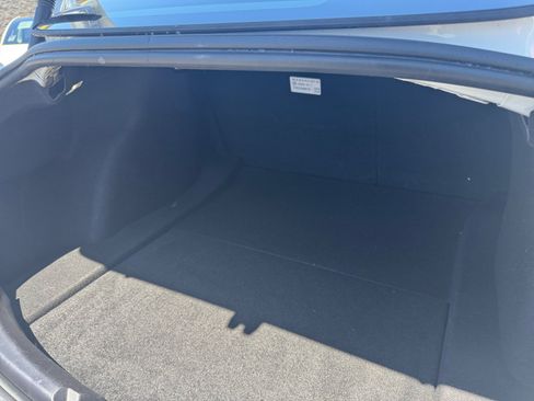 Used 2022 Tesla Model 3 RWD image 17