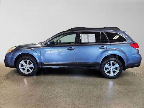 Used 2013 Subaru Outback 2.5i Limited w/ Moonroof Pkg AWD/4WD image 6