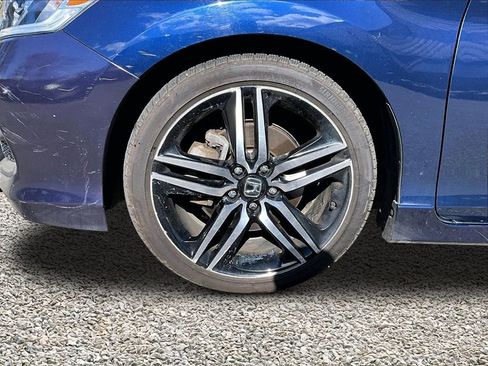 Used 2017 Honda Accord Sport Special Edition image 9