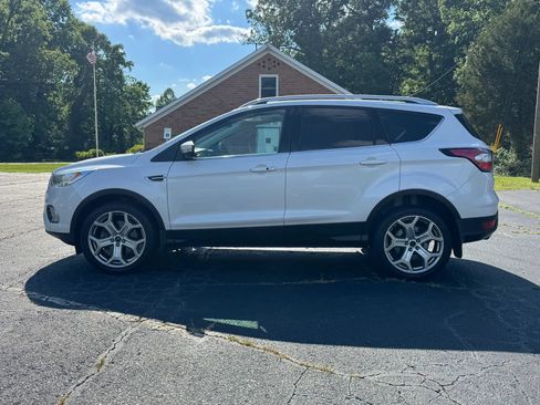 Used 2017 Ford Escape Titanium w/ Equipment Group 301A AWD/4WD image 4