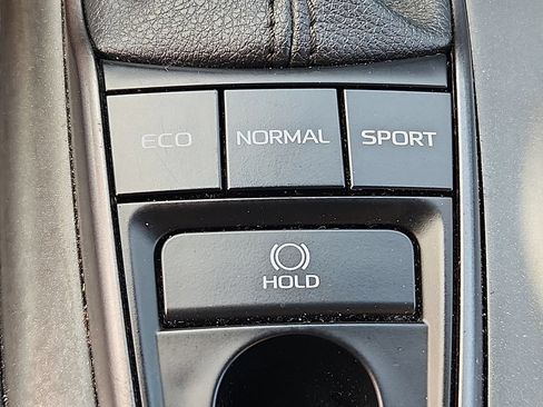 Used 2024 Toyota Camry XSE FWD image 22