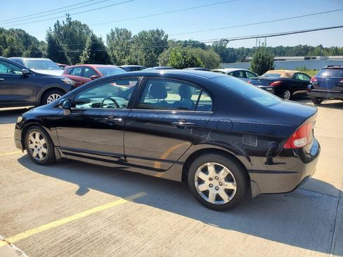Used 2011 Honda Civic LX image 11