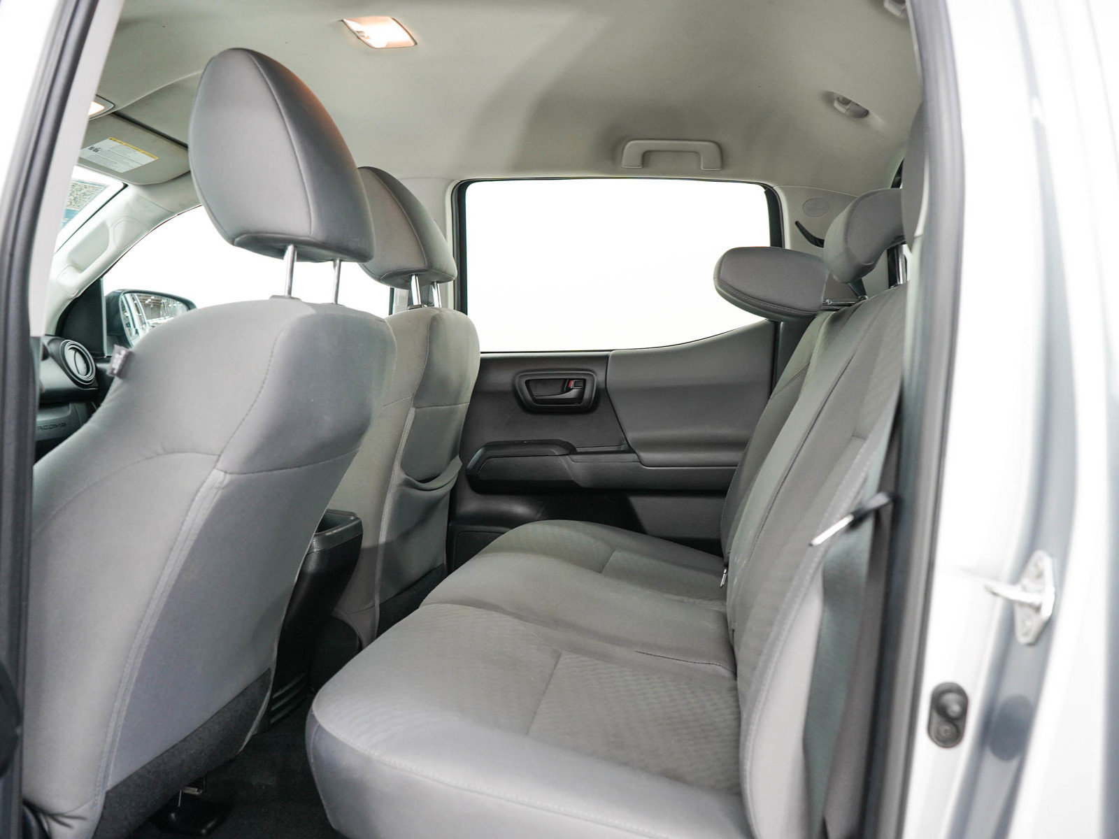 Used 2021 Toyota Tacoma SR AWD/4WD image 15
