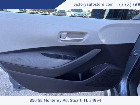 Used 2020 Toyota Corolla LE image 14