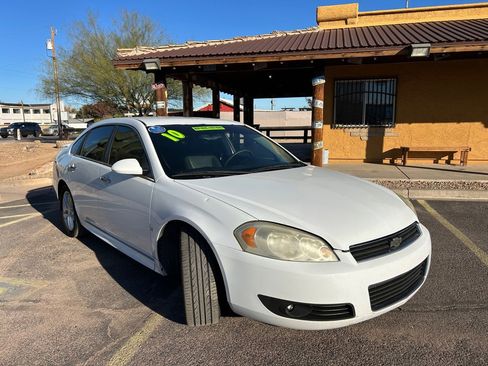 Used 2010 Chevrolet Impala LTZ image 7