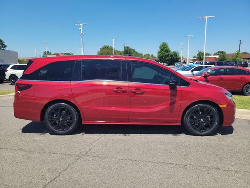 New 2026 Honda Odyssey Sport-L image 2
