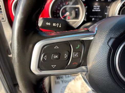 Used 2021 Jeep Wrangler Unlimited Rubicon w/ Dual Top Group AWD/4WD image 18