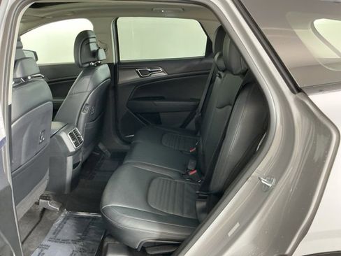 Used 2023 Kia Sportage SX image 30