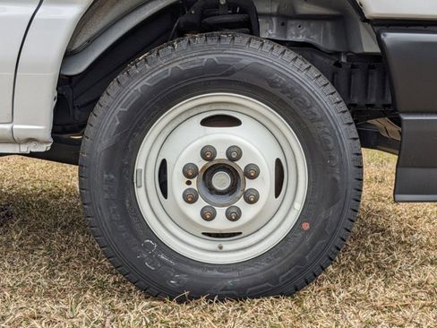 New 2024 Ford E-450 and Econoline 450 Super Duty w/ Driver's Safety Package image 10