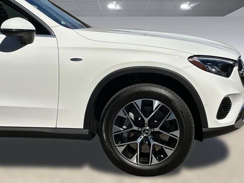 Certified 2025 Mercedes-Benz GLC 350e 4MATIC image 38
