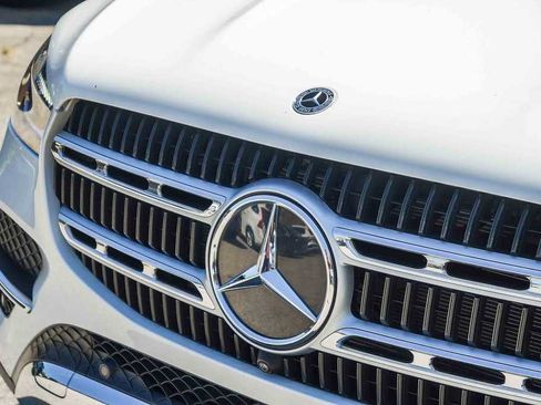 Used 2024 Mercedes-Benz GLE 350 4MATIC image 9