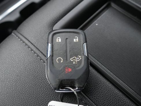 Used 2022 Chevrolet Silverado 1500 RST w/ LPO, Blackout Package image 19