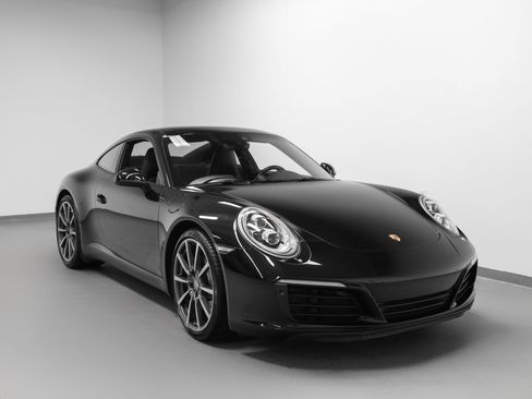 Certified 2017 Porsche 911 Carrera S image 10