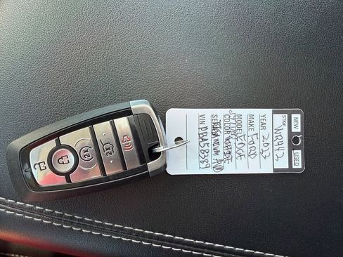 Used 2023 Ford Edge Titanium AWD/4WD image 38