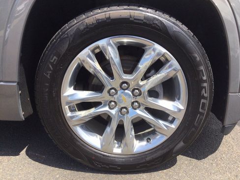 Used 2018 Chevrolet Traverse High Country AWD/4WD image 53