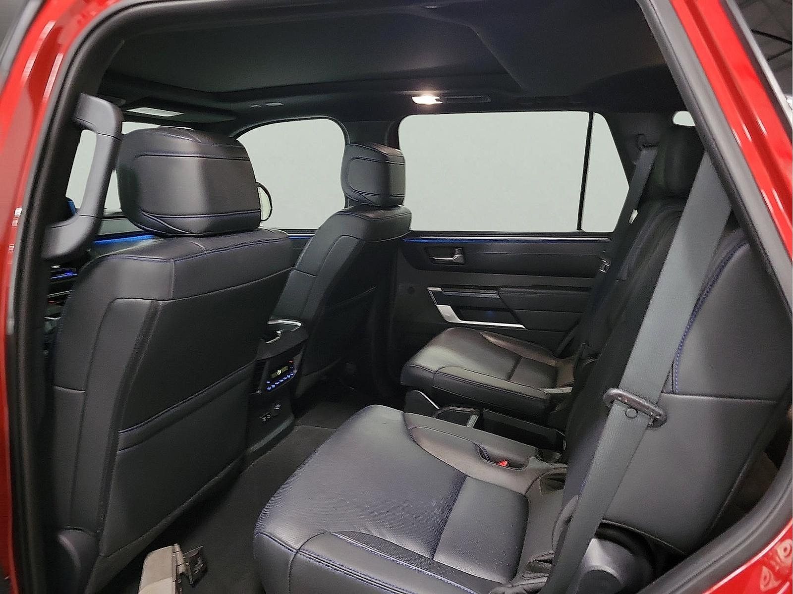 Certified 2024 Toyota Sequoia Platinum AWD/4WD image 8