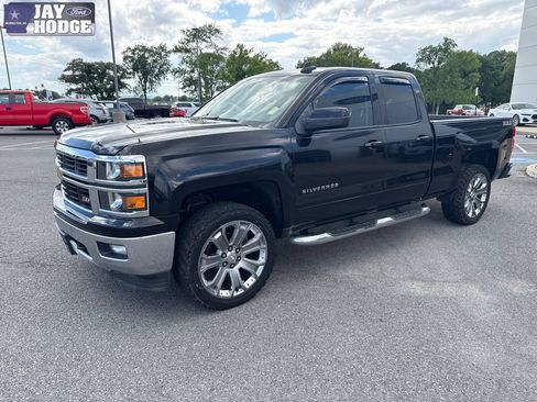 Used 2015 Chevrolet Silverado 1500 LT w/ All Star Edition AWD/4WD image 2