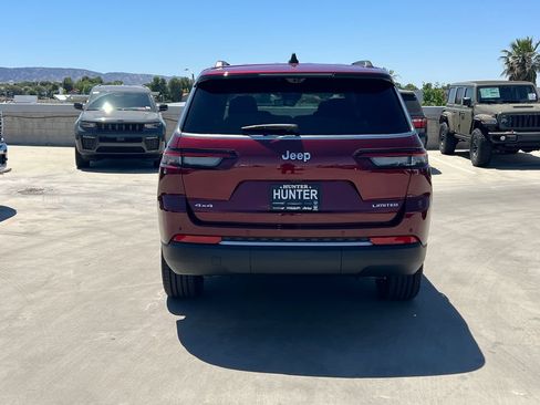 New 2026 Jeep Grand Cherokee L Limited w/ Luxury Tech Group II AWD/4WD image 6