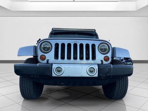 Used 2013 Jeep Wrangler Unlimited Sahara w/ Dual Top Group image 7