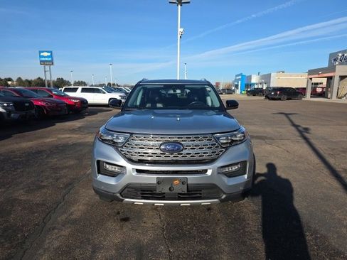 Used 2022 Ford Explorer Limited w/ Hybrid Equipment Group 310A image 2