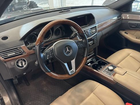 Used 2013 Mercedes-Benz E 350 4MATIC Sedan w/ Premium 1 Pkg image 16