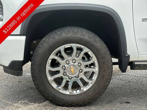 Used 2024 Chevrolet Silverado 2500 LTZ w/ LTZ Plus Package AWD/4WD image 27