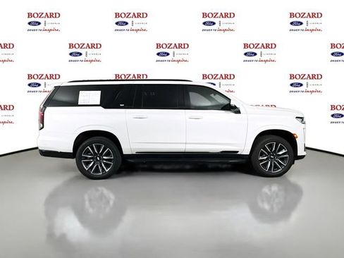 Used 2021 Cadillac Escalade ESV Sport Platinum image 9