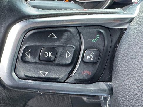 Used 2018 Jeep Wrangler Unlimited Sahara w/ Dual Top Group image 18