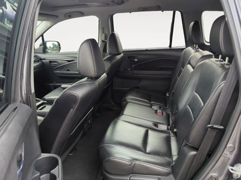 Used 2016 Honda Pilot Touring image 13