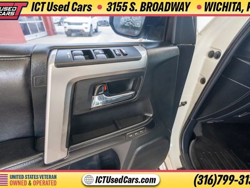 Used 2015 Toyota 4Runner Limited AWD/4WD image 15