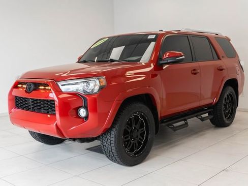 Used 2018 Toyota 4Runner SR5 Premium AWD/4WD image 6