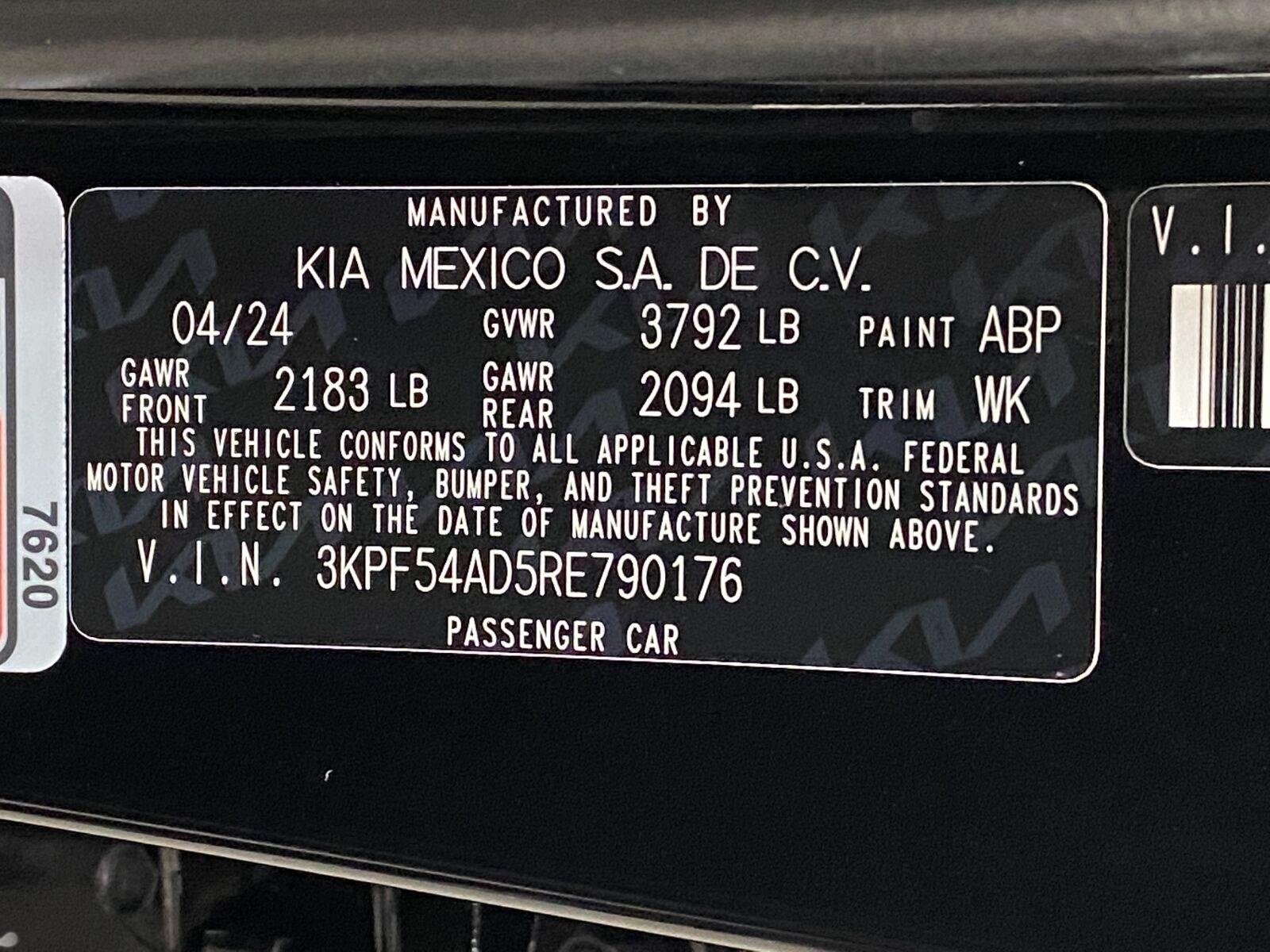 Used 2024 Kia Forte GT-Line w/ GT-Line Premium Package FWD image 34