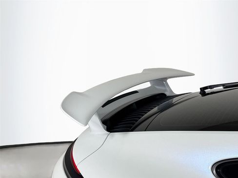 Used 2025 Porsche 911 Carrera image 34