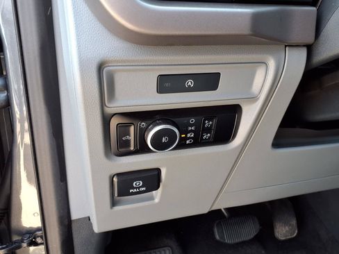 Used 2025 Ford F150 XLT w/ Equipment Group 301A Standard RWD image 22