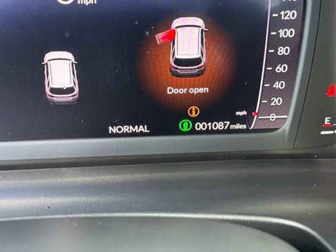 Used 2026 Honda Pilot Black Edition image 23