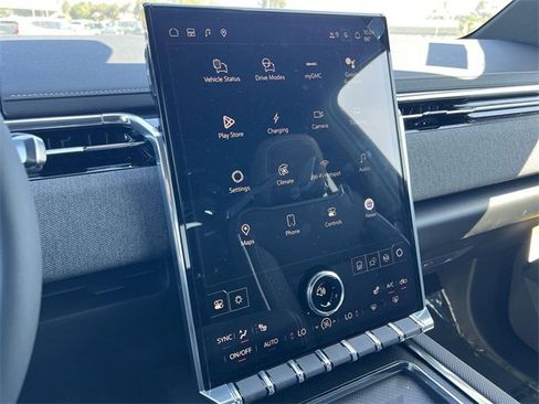 New 2026 GMC Sierra EV Elevation image 16