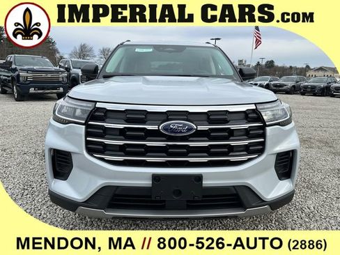 New 2026 Ford Explorer Active image 4