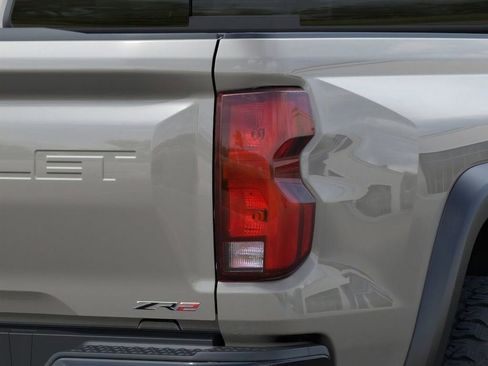 New 2026 Chevrolet Colorado ZR2 image 11