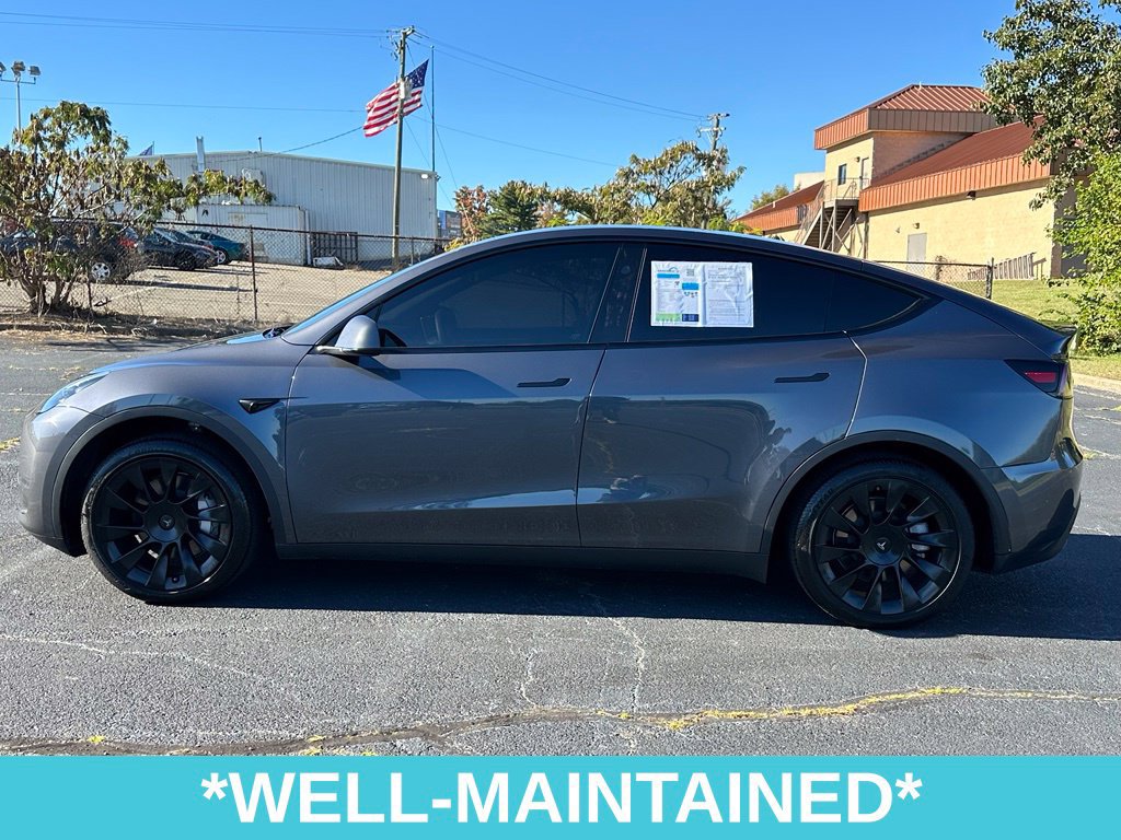 Used 2023 Tesla Model Y 2WD image 4