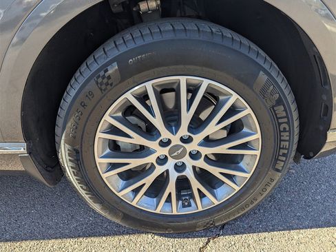 Used 2022 Genesis GV80 2.5T w/ Advanced Package 03 image 11