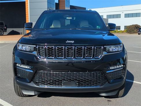 New 2025 Jeep Grand Cherokee Limited w/ Trailer Tow Package image 9