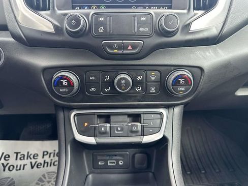 Used 2024 GMC Terrain SLT w/ LPO, Floor Liner Package image 42